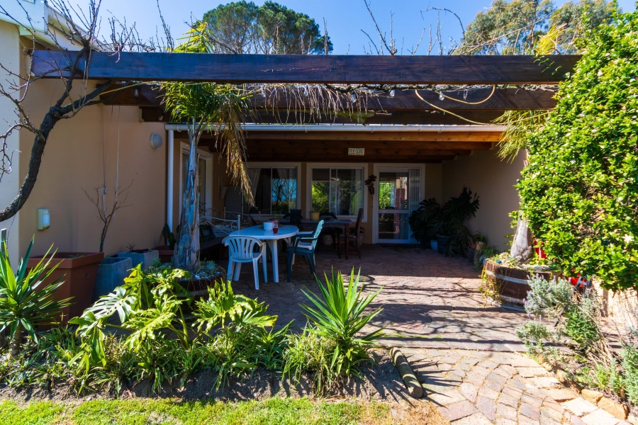 7 Bedroom Property for Sale in Tre Donne Estate Western Cape